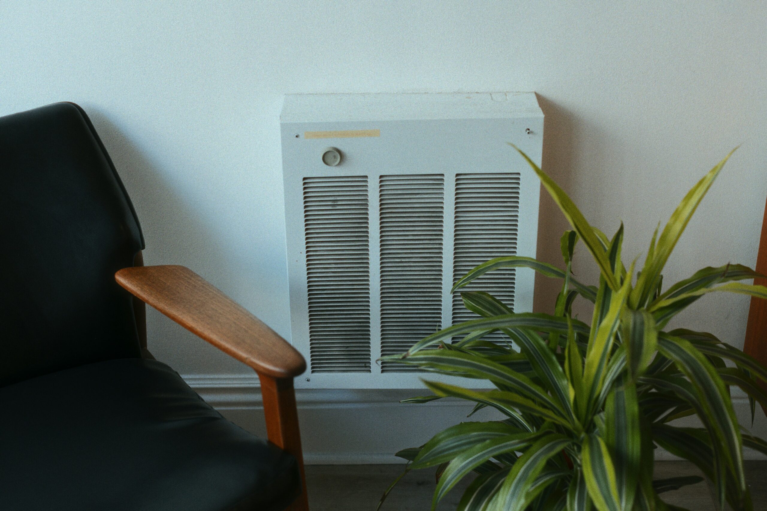 Radiator Cover with Storage: Best Options for Every Room (2026 UK Guide)