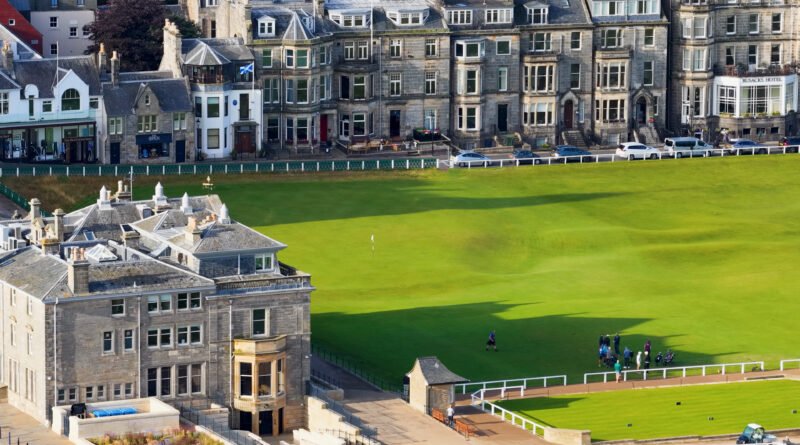 where is wimbledon located in london showing map of Wimbledon in south-west London representing where is wimbledon located in london what county is wimbledon in map london wimbledon and wimbledon town map